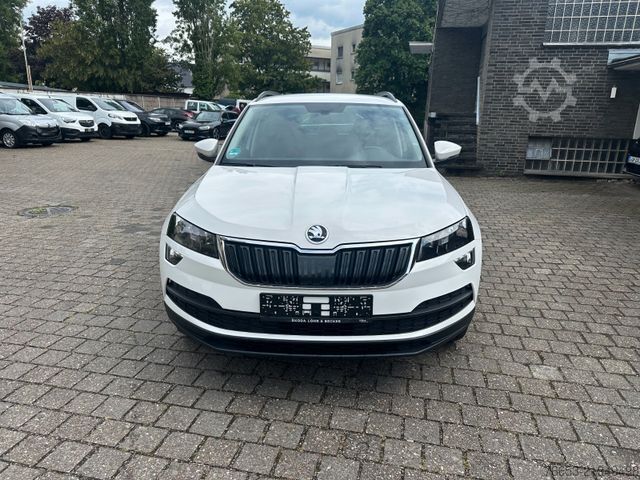 Pick-up SKODA Karoq 85kW DSG STYLE * Klimaaut. * Navi *