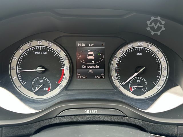 Pick-up SKODA Karoq 85kW DSG STYLE * Klimaaut. * Navi *