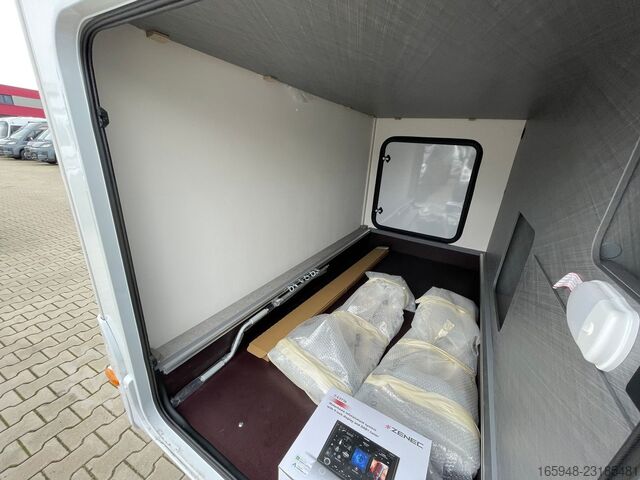 Semi-integrated camper ETRUSCO 7.4 SBC | Markise, Multimedia Paket,Safety Paket