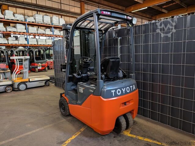Elektro 3 Rad-Stapler Toyota 8FBE15T // Triplex // Elektro // Aufgearbeitet