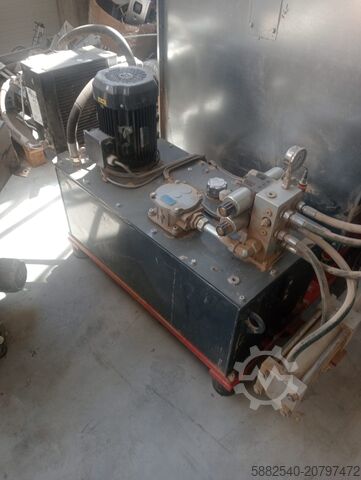 Presă de brichetat Reinbold RB 20 SV