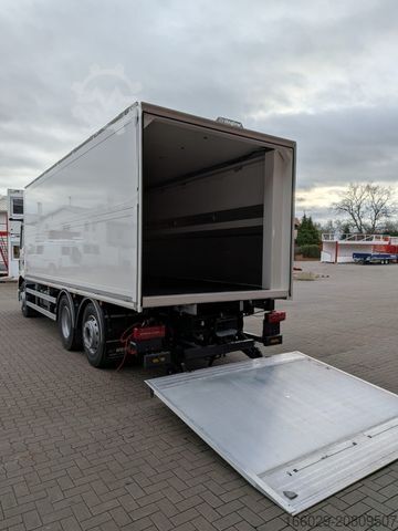 LKW mit Kofferaufbau MAN TGM 26.320 6x2/4 Getränkefahrzeug Wingliner LBW