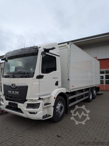 Juomarekka MAN TGM 26.320 6x2/4 Getränkefahrzeug Wingliner LBW