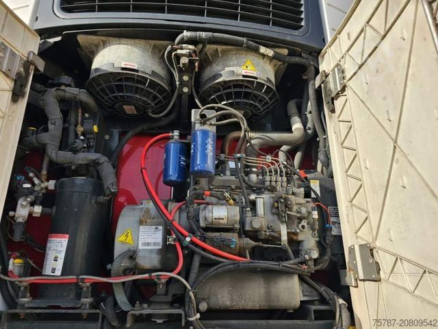 Хладилен полуремарке SCHMITZ CARGOBULL Tiefkühler City, 2. Achse drehbar, Carrier 1550