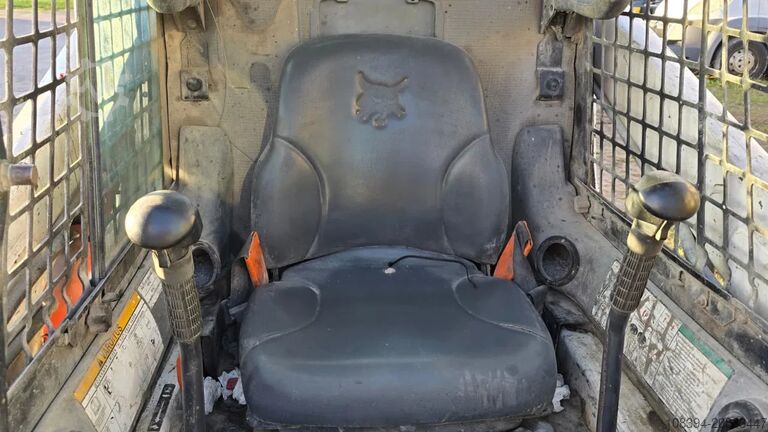 Caricatore cingolato Bobcat T140