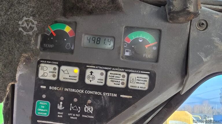 Caricatore cingolato Bobcat T140