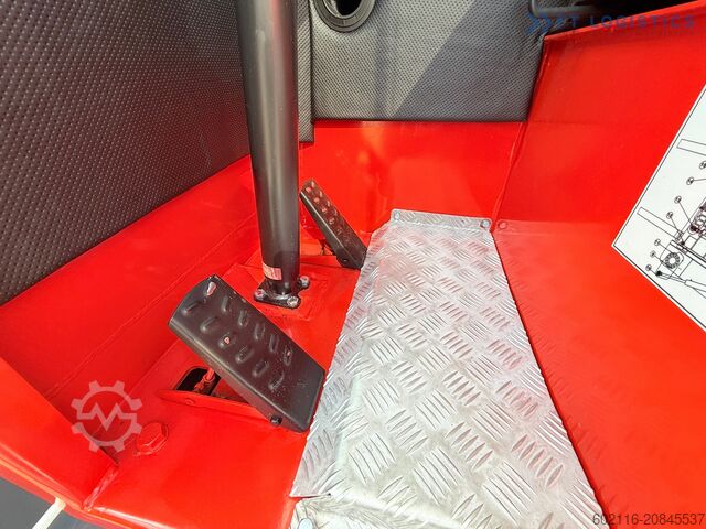 Vierwegestapler Combilift C8000 GAS TRIPLEX 8300 WIDE POSITIONER