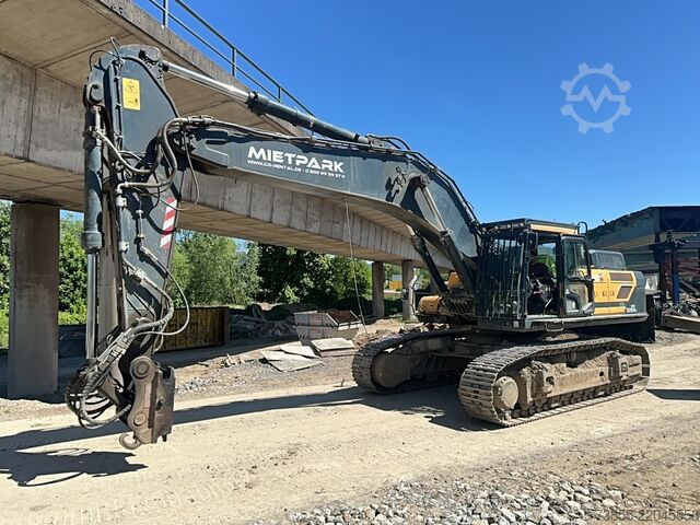Excavadora de cadenas Hyundai HX520AL
