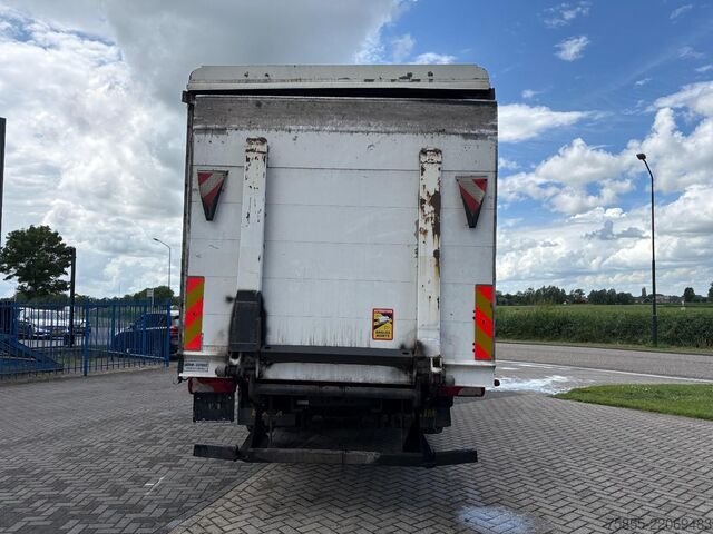手提箱 Scania R440 6x2 / Opticruise / Retarder / 723.000 KM /...