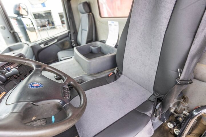 Truk jungkit SCANIA P380+BIBENNE CIF