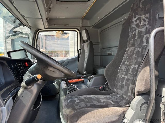 Вакуумний автоцистерна MERCEDES-BENZ Atego 922 4x2 Hvidtved Larsen CityFlex204