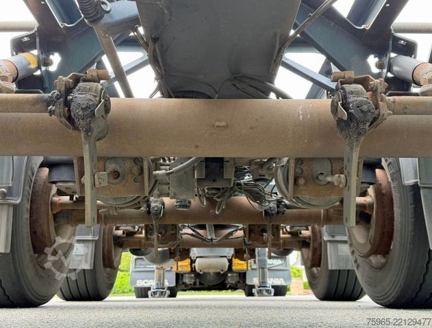 Swap body semitrailer D-TEC VCC-01 FT-LS-S FRONT+MIDDLE+BACK SLIDER 20-40-45