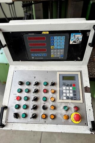 Mesin bor meja TOS VARNSDORF WH10