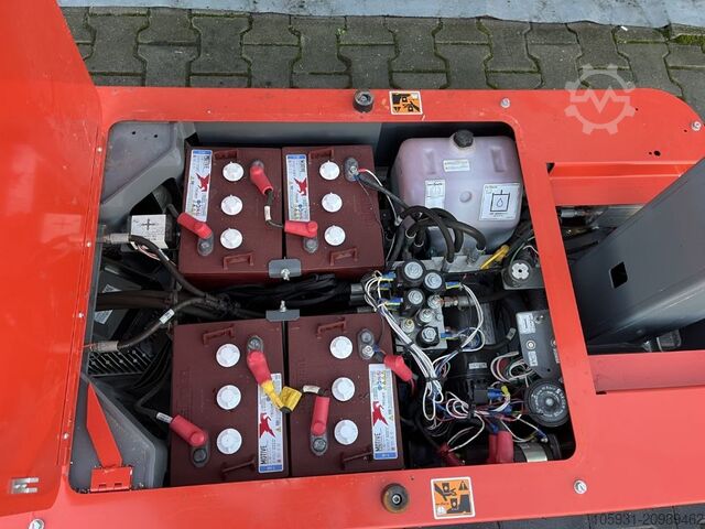 Vertikalni lift Skyjack SJ12