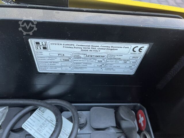 รถลากพาเลทแบบมือโยก Hyster P1.6