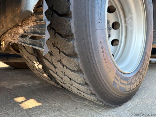 Camion benne à bras amovible MAN TGX 26.440 Abrollkipper HYVA 20.60.S