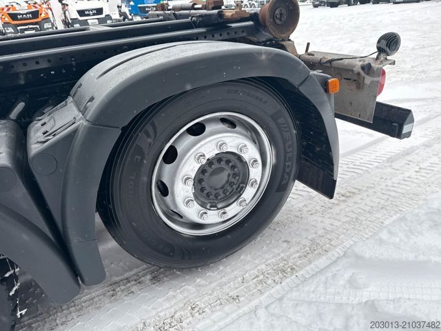 Camion benne à bras amovible MAN TGX 26.440 Abrollkipper HYVA 20.60.S