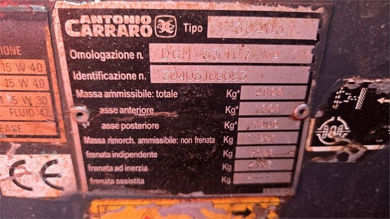 Nosilec orodja / komunalni traktor 4WS z Antonio Carraro TTR 4400 HST