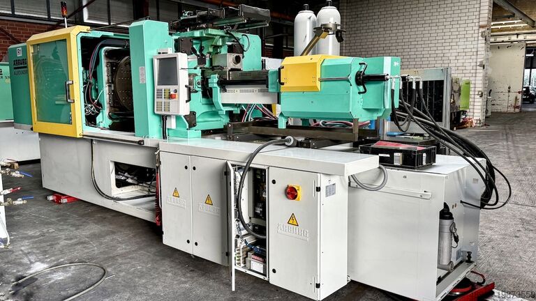 Машина для литья под давлением Arburg 570S 2200-400/170 2Farben Drehteller