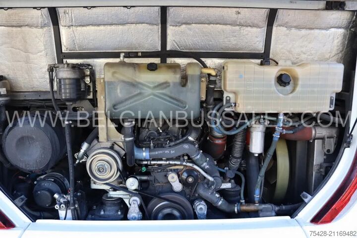 Autocarros interurbanos Iveco Crossway Line / 12,1m / Automatic / Airco  / lift