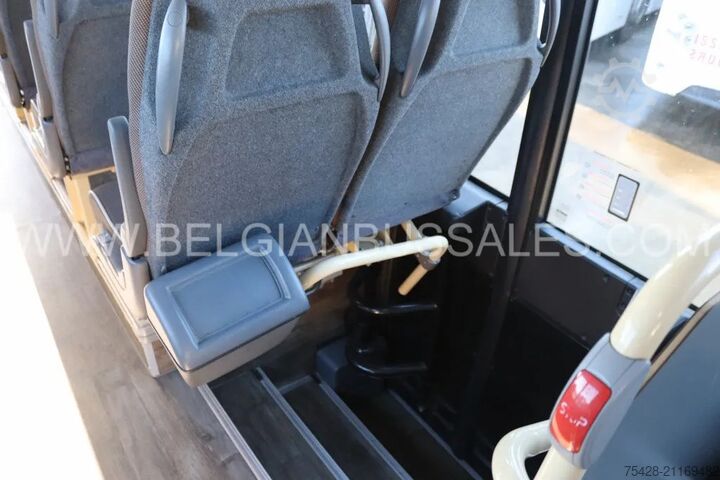 Autocarros interurbanos Iveco Crossway Line / 12,1m / Automatic / Airco  / lift