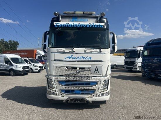משאית עפר VOLVO FH 500 6X2 E6, LIFTACHSE, LENKACHSE HYVA, FULL AIR