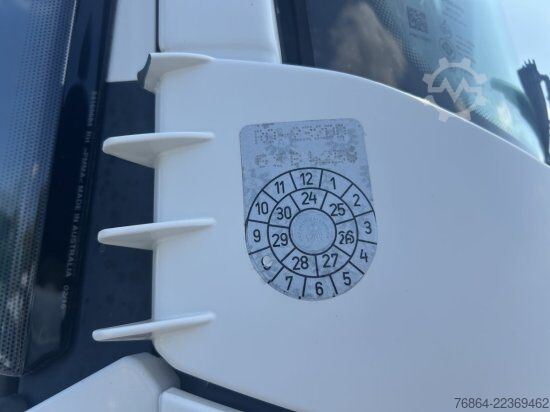 משאית עפר VOLVO FH 500 6X2 E6, LIFTACHSE, LENKACHSE HYVA, FULL AIR
