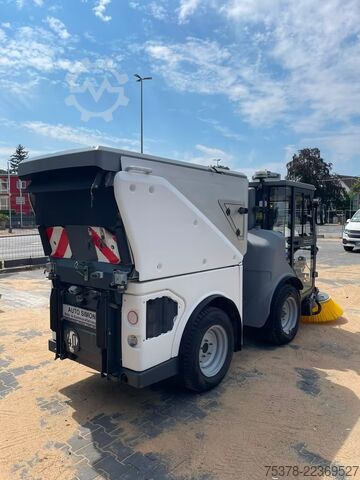 équipement de service hivernal Hako Citymaster 1650 4x4 Kehrmasch.+Winterdie