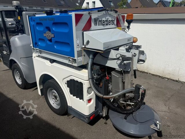 Véhicule utilitaire public Hako Citymaster 1650 4x4 Kehrmasch.+Winterdie