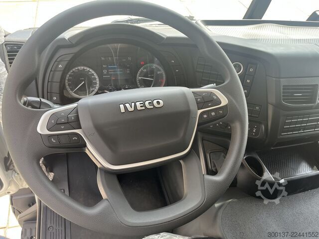 IVECO T-Way AT720T47WT H 6x6 Tractor Head IVECO T-Way AT720T47WT H 6x6 Tractor Head