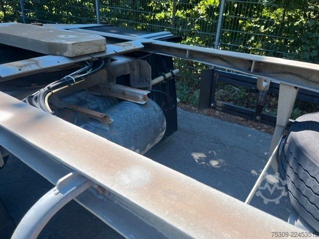 Swap chassis trailer SCHMITZ CARGOBULL BDF AFW 18 vollverzinkt-Mitnahmestapler TÜV NEU