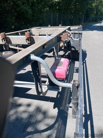 Swap chassis trailer SCHMITZ CARGOBULL BDF AFW 18 vollverzinkt-Mitnahmestapler TÜV NEU