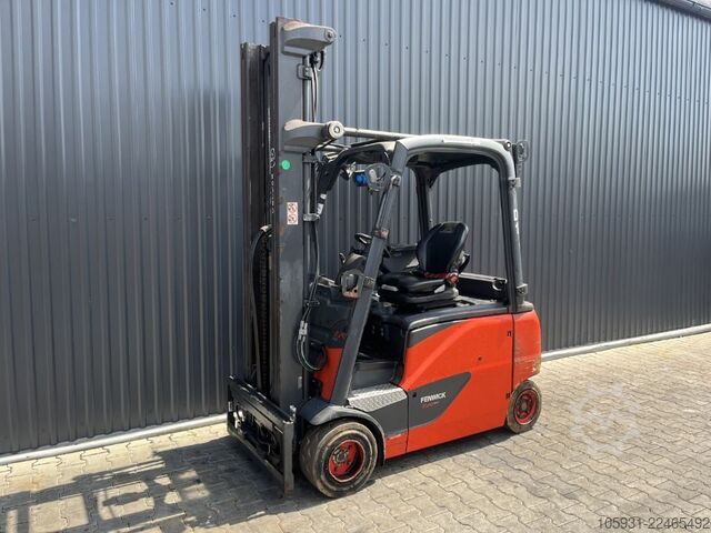 Empilhador eléctrico de 4 rodas Linde E20PHL-02