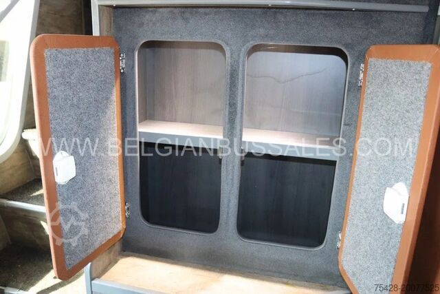 Huấn luyện viên Van Hool TDX 27 Astromega / S 431 DT / 14.1m /