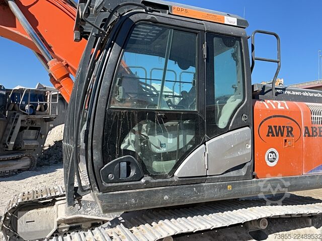 Escavadora de rastos Hitachi ZX210LC-6