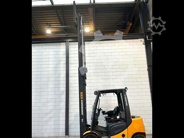 Empilhador Jungheinrich DFG 25