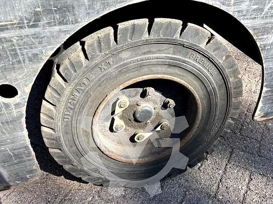 Empilhadeira lateral Valmar VSC40/12/40 DFFL