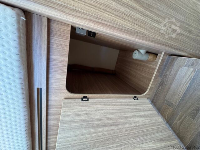 Poluintegrirani kamper BÜRSTNER Lyseo M Harmony Line 690 G *SAT-TV*Hubbett*