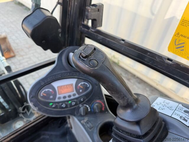 Міні-екскаватор BOBCAT E26 / 2021 BJ / 2 x Löffel / 1.665 H