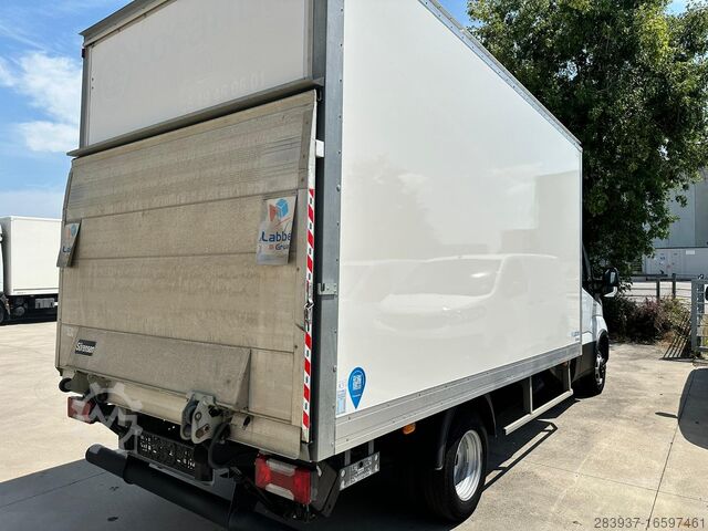 фургон с кашон Iveco 35C16