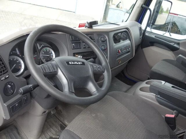 фургон-автовоз DAF LF 210 oprijlaadbak,airco
