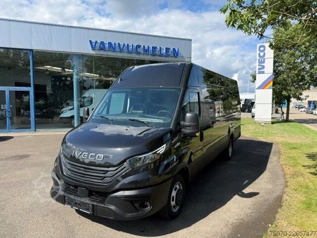 Skåpbil med hög takhöjd och långt axelavstånd Iveco 