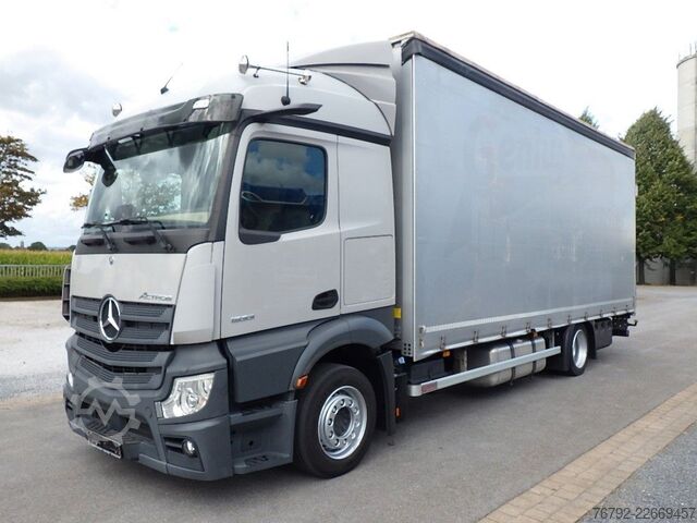 फ्लैटबेड ट्रक MERCEDES-BENZ 1833 LnR L-Fhs./Pritsche 7,35m/LBW 2to/Vollluftg