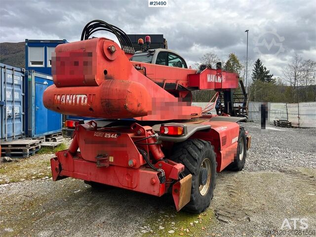 Telehandler Manitou MRT2540 w/ radio control, crew basket, 2 sets of p
