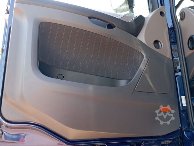 đầu kéo tiêu chuẩn DAF XF 530 SSC euro 6d  UNICO PROPRIETARIO