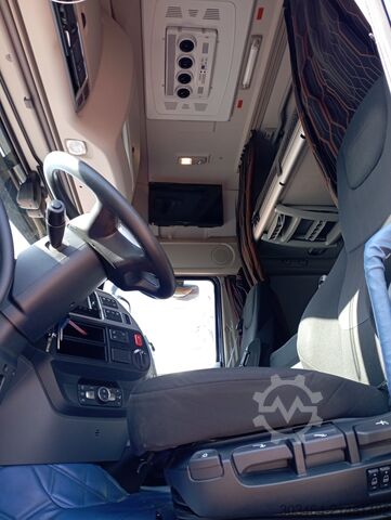 Tracteur routier standard DAF XF 530 SSC euro 6d  UNICO PROPRIETARIO