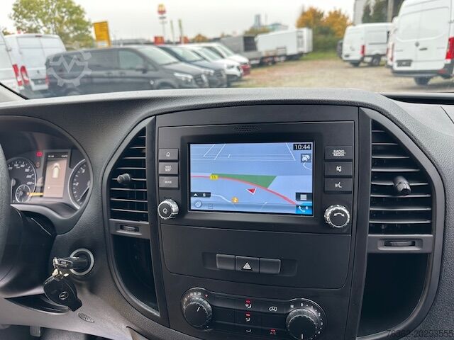 Furgonetă Mercedes-Benz Vito 110 Kompakt Temp*Klima*Navi
