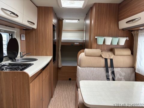 Alcove camper Carado A 361