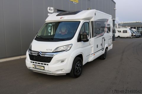 Semi-integrated camper Bürstner Nexxo Van T 569