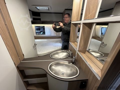 Caravan Bürstner Premio 550 TK